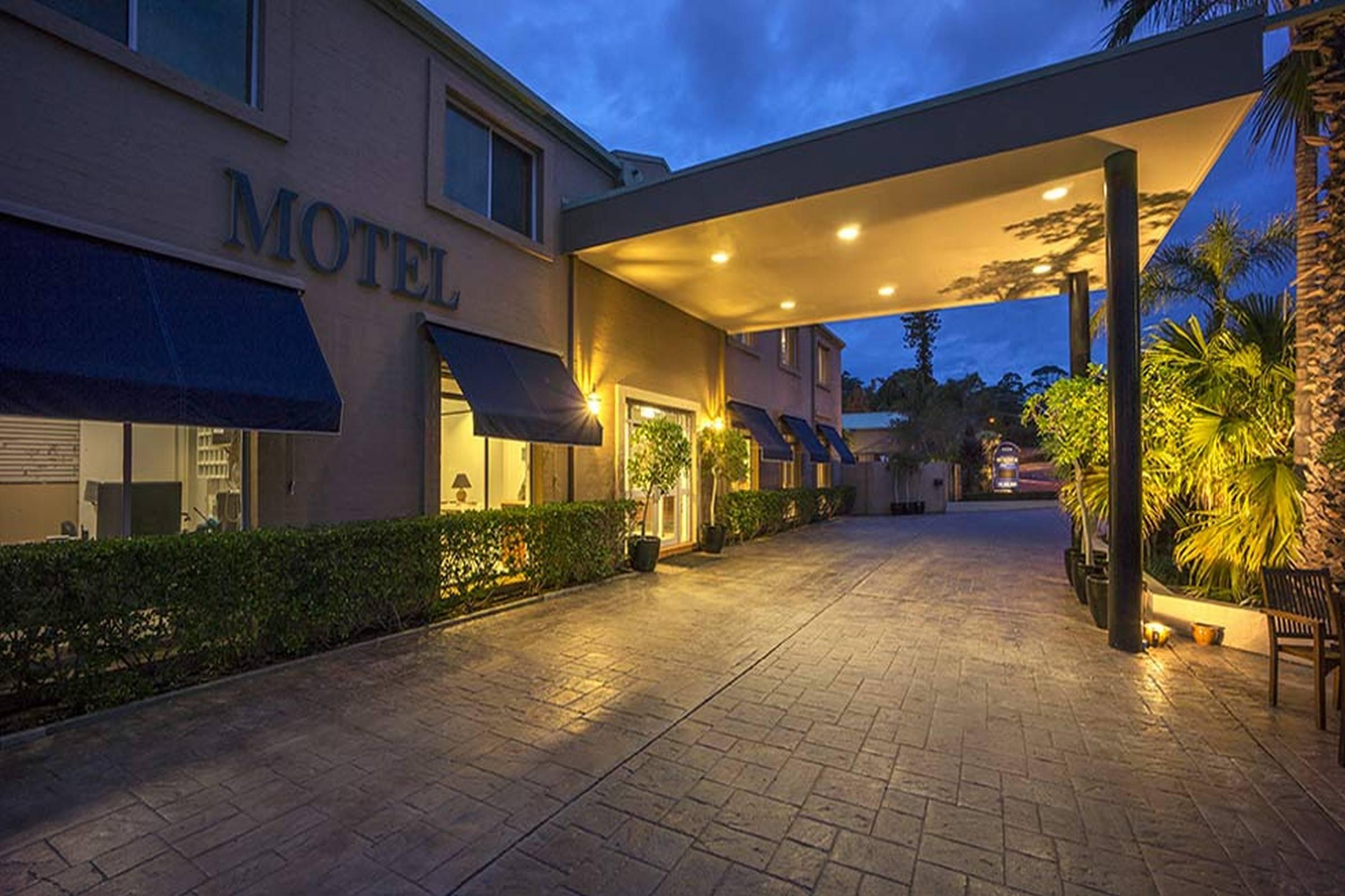 Motel Shores And Conference Centre 4*