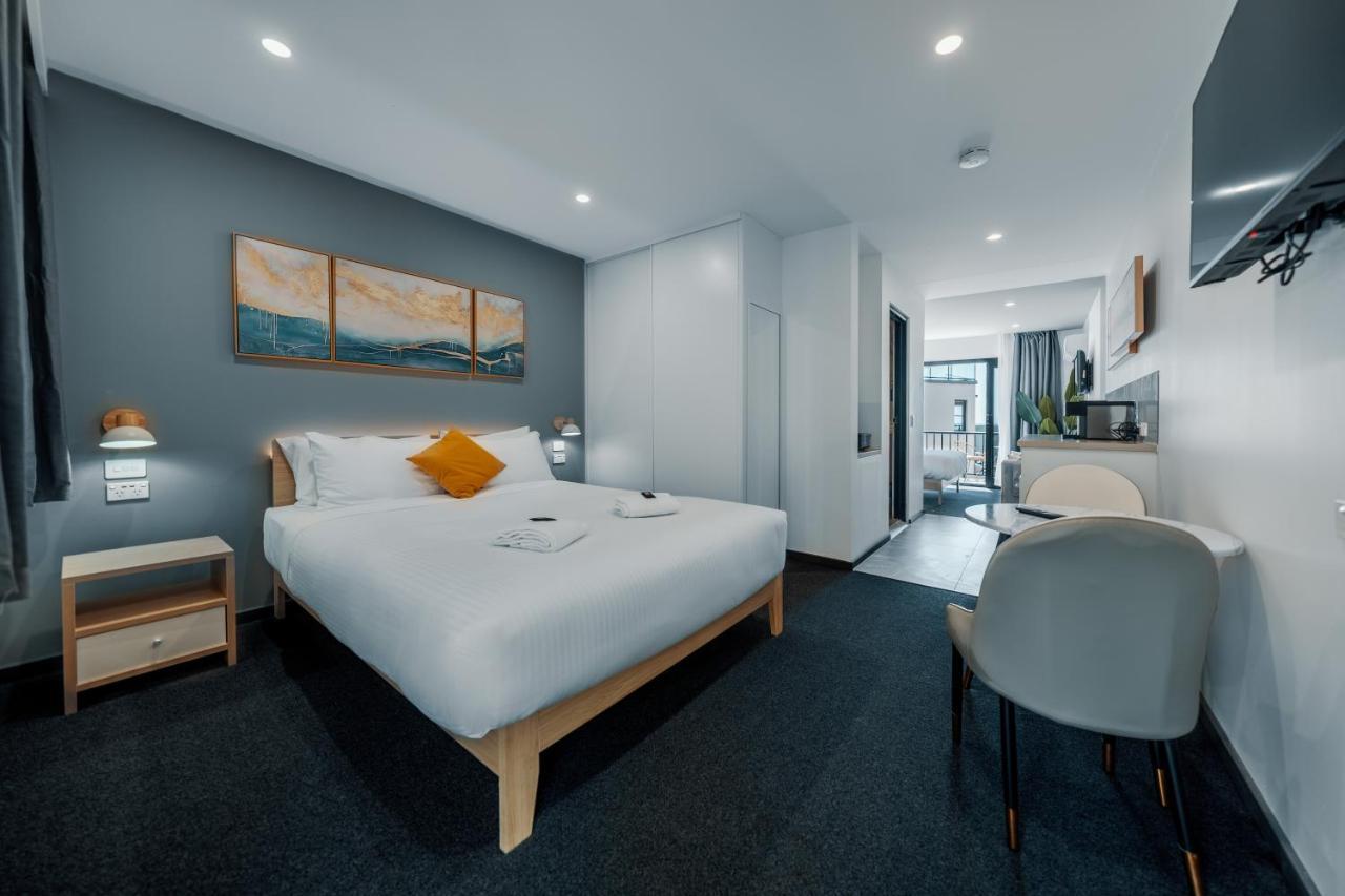 Shores And Conference Centre 4*