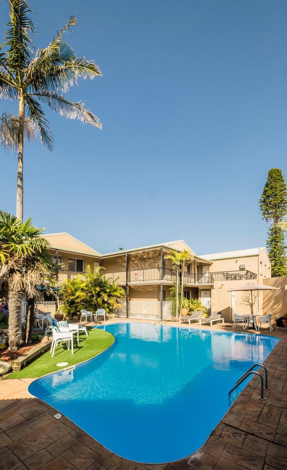 Motel Shores And Conference Centre 4*